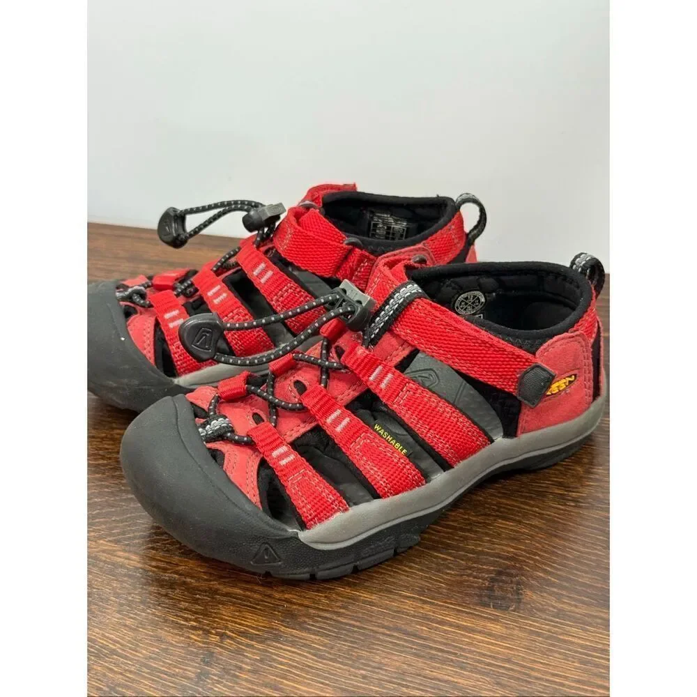 Keen boys red